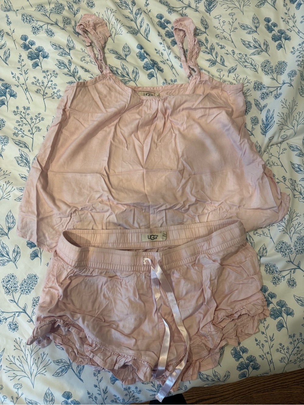 UGG Pink Ruffle Pajama Set Tank & Shorts Size Small
